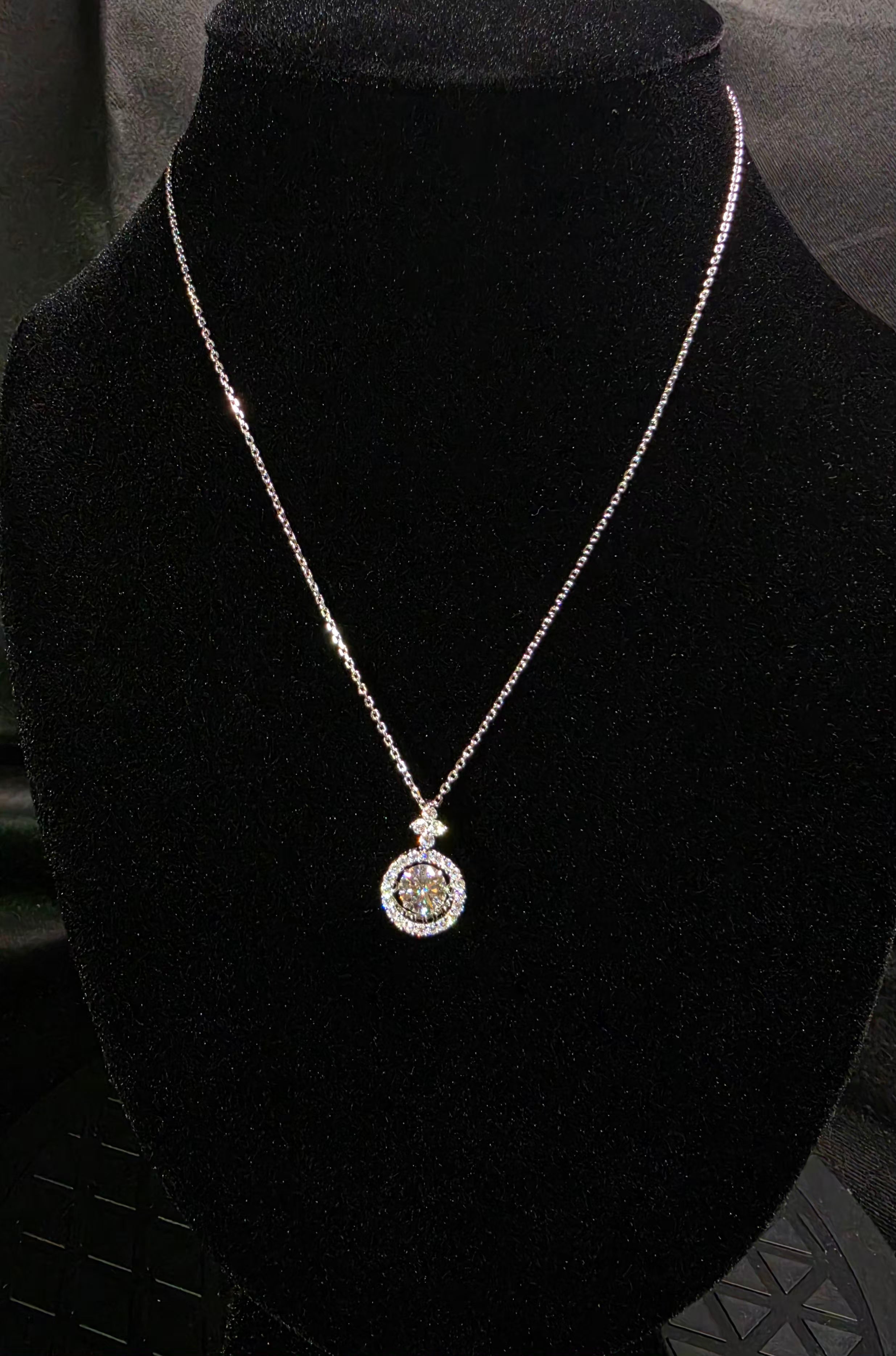 Halo Pendant